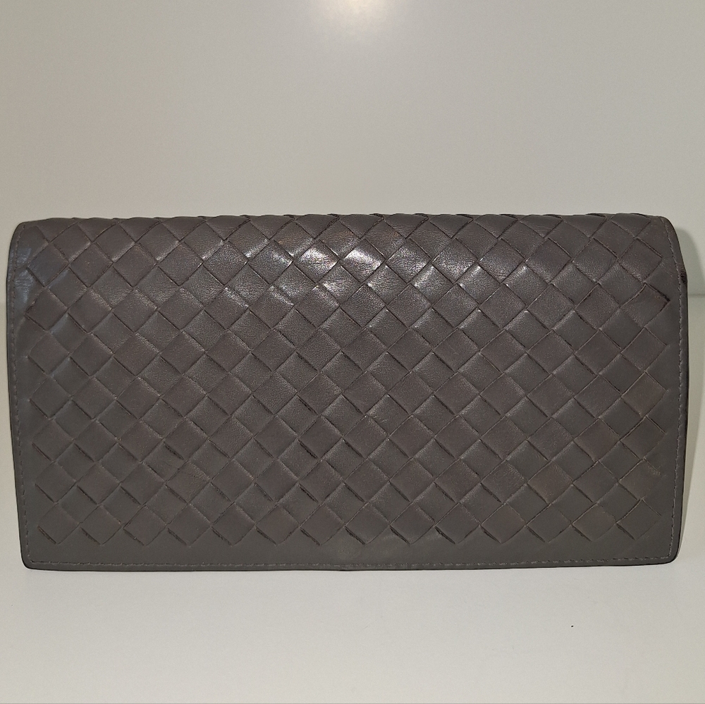 EUC Bottega Veneta Dark Gray Intrecciato Woven Leather Long Snap Wallet